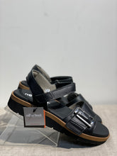 Lataa kuva Galleria-katseluun, New Feet 211-13-110 musta