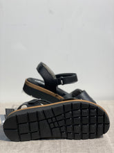 Lataa kuva Galleria-katseluun, New Feet 211-13-110 musta