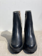 Lataa kuva Galleria-katseluun, Vintro Stina 852 Leopardo black