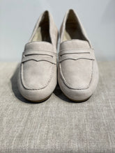 Lataa kuva Galleria-katseluun, Remonte loafer beige